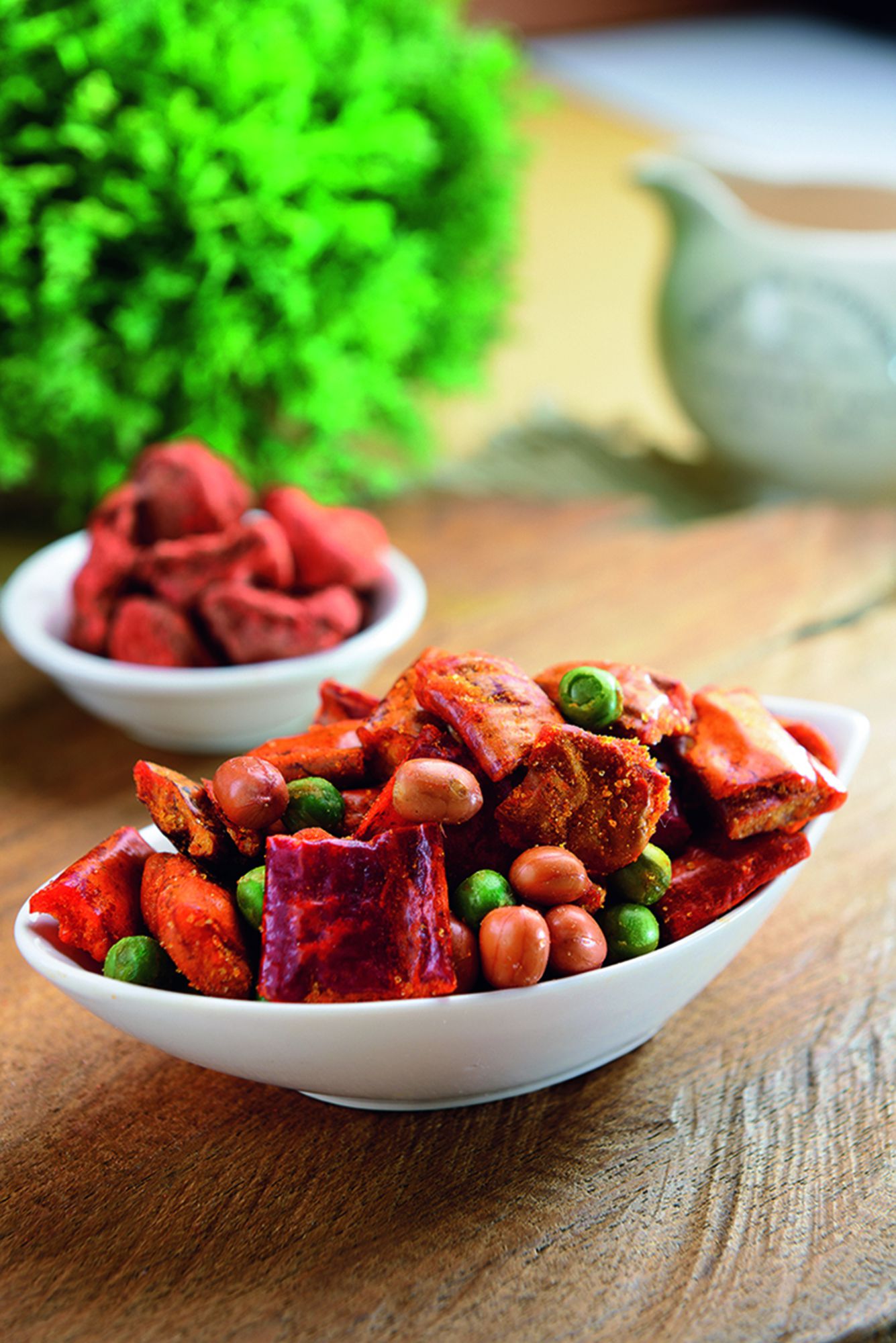 今年獲得比利時iTQi三星絕佳風味獎的香酥甘梅脆椒(左)與一星肯定的嗆辣芥末脆椒(右)。(振禾食品提供) 今年獲得比利時iTQi三星絕佳風味獎的香酥甘梅脆椒(左)與一星肯定的嗆辣芥末脆椒(右)。(振禾食品提供)