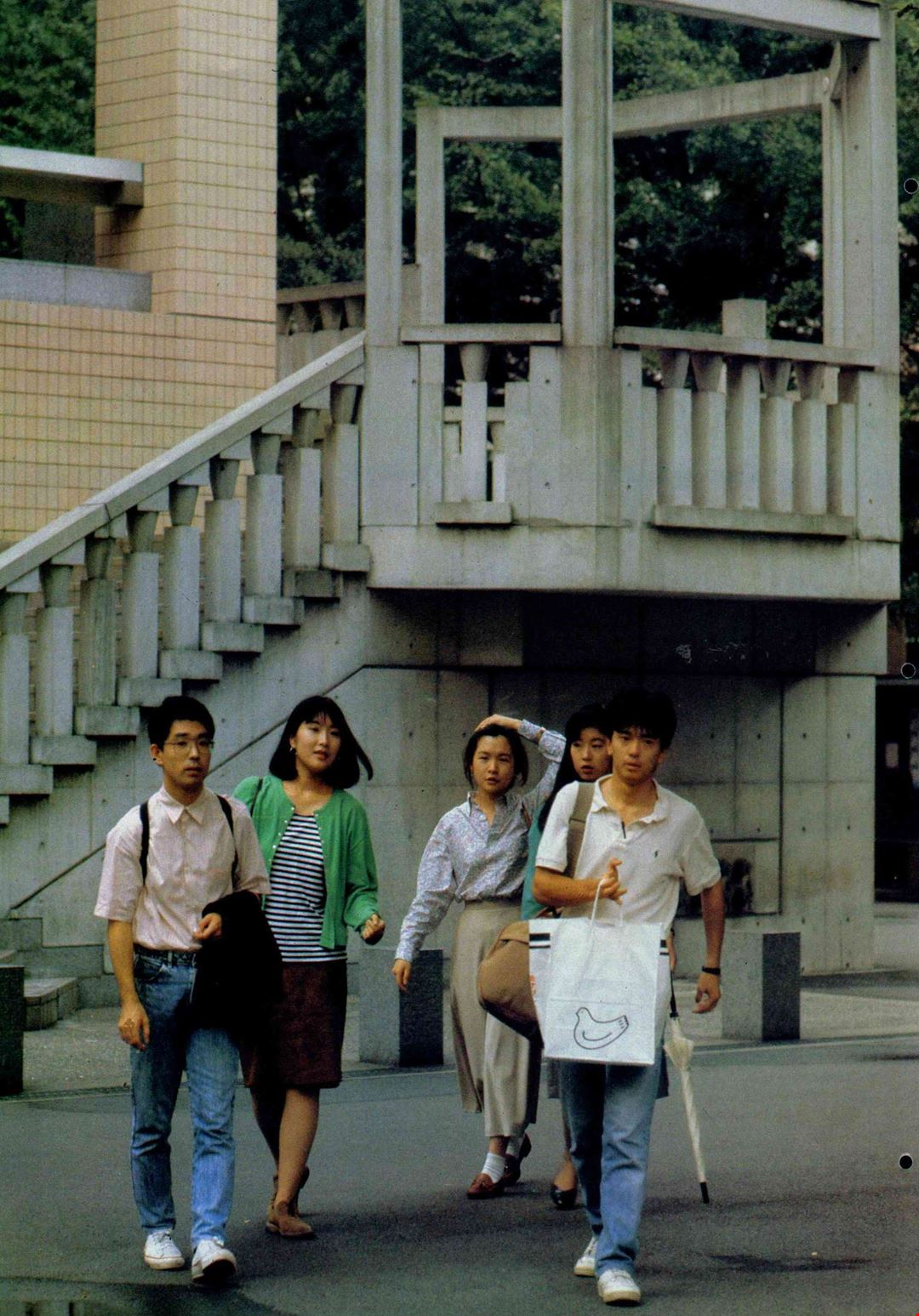 名校中的 名門 日本慶應大學 台灣光華雜誌